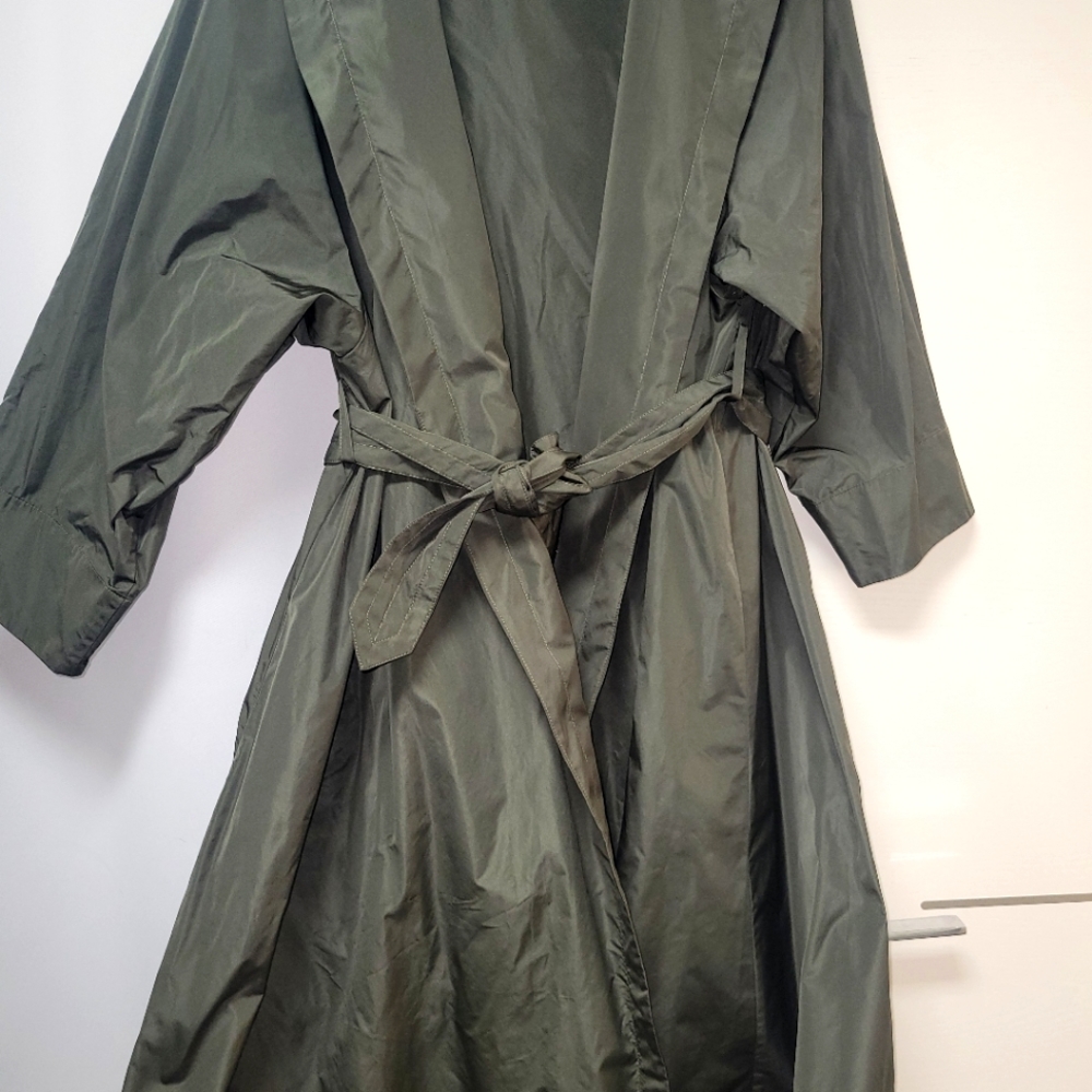 women's raincoat light